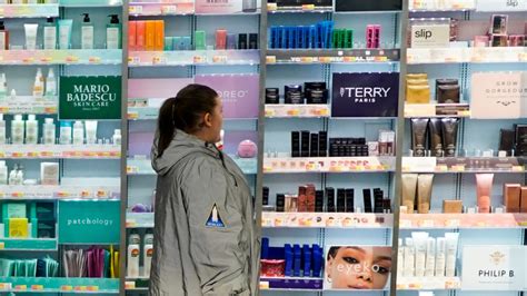 $90 cream and $10 toothpaste: Companies target big spenders