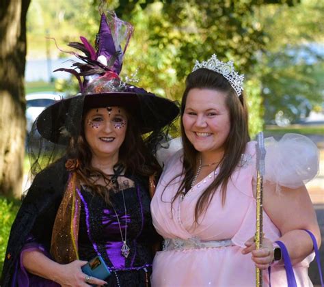 'Adult Witches Night Out' Brings magic to St. Charles
