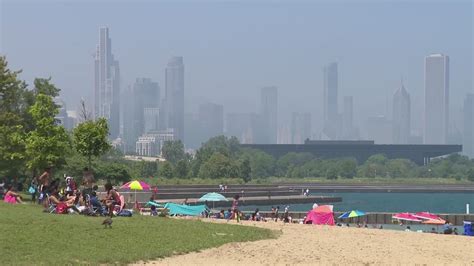 'Can feel the sweat': Chicagoans grapple with scorching heat and high humidity
