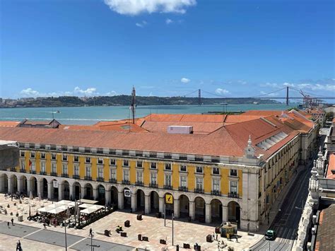 'Em Portugal, at&eacute; hoje me chamam de menina Capitu', diz ...