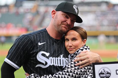 'Extremely surreal': Liam & Kristi Hendriks discuss White Sox return - and effort to help others beat cancer