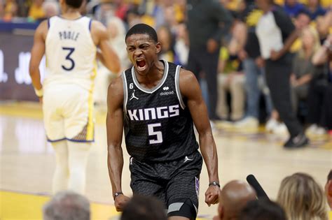 'I'll be fine': Kings' All-Star De'Aaron Fox says he plans to play in Game 5 vs. Warriors