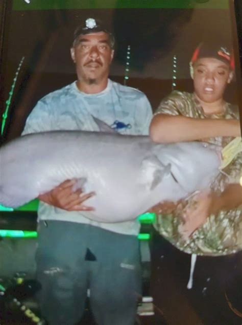 'It's a monster!' Teen catches 108-pound catfish near Spanish Lake