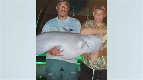 'It's a monster!' Teen catches 108-pound catfish on the Missouri River