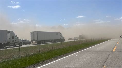 'Multiple fatalities' after Illinois dust storm causes multi-vehicle pileup