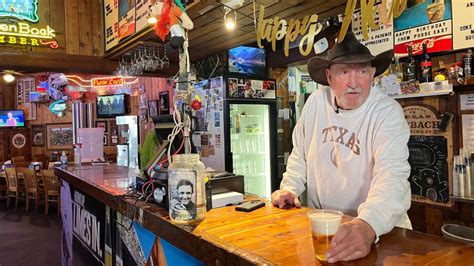 'People are hungry': UT Sugar Bowl appearance boosts buzz for long-time local businesses