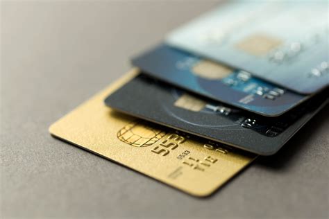 Jul 19, 2022 · Credit and Debit Card Paymen