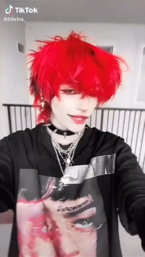 (@squigglesuits) TikTok.