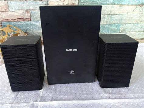 ***Samsung SWA-8000s Wireless Rear Speakers for selected …