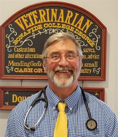 :: Dr. Douglas Schmidt - Patton Veterinary Hospital