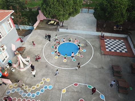 bakanligin yayinladigi ornek okul bahçesi oyun alanları projeleri