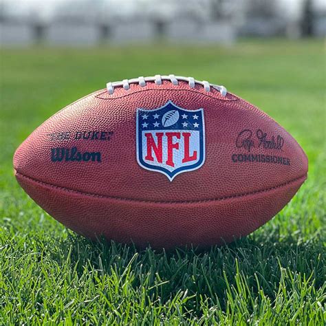 bola nfl official