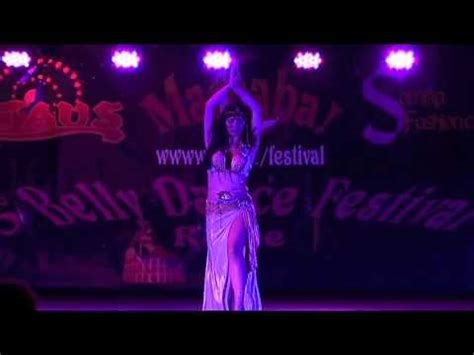 cleopatra belly dance