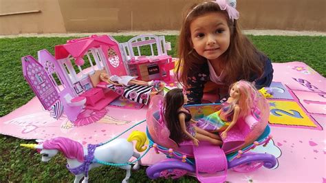 elif annesiyle alanında barbie oyunu