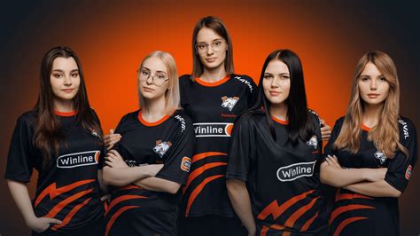 female cs go