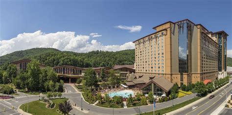 hotels in cherokee nc near casino