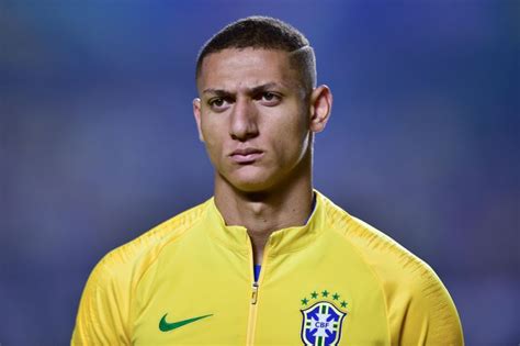 jogador do brasil