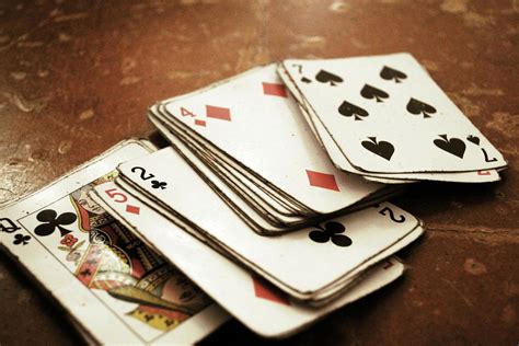 jogar jogo de cartas