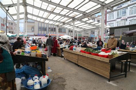 kadıköy pazarı hangi günler kuruluyor