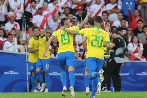 os gols de brasil e peru