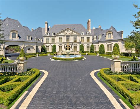 paris mega mansion