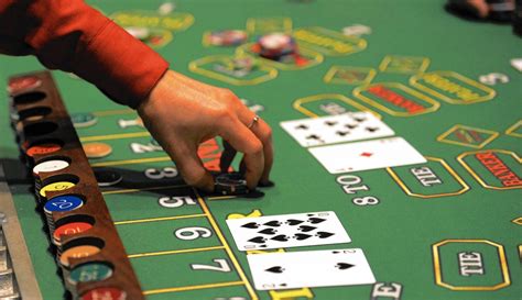 play casino table games online