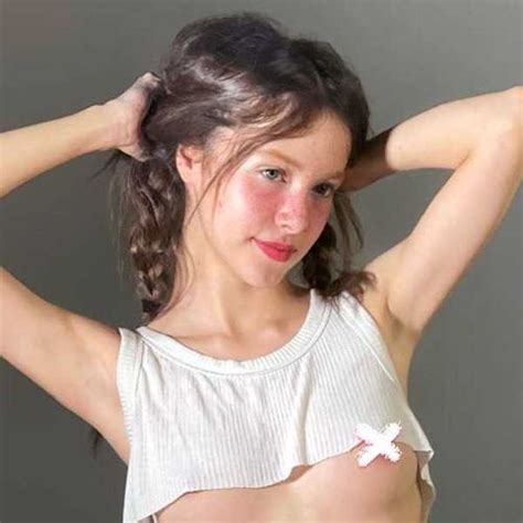 @Alejacrack Leaks (SEX) 🍑 37 Vids