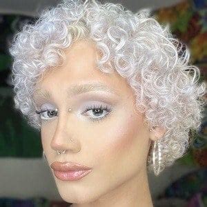 🍌 @Avanireyes Onlyfans Leaked +18