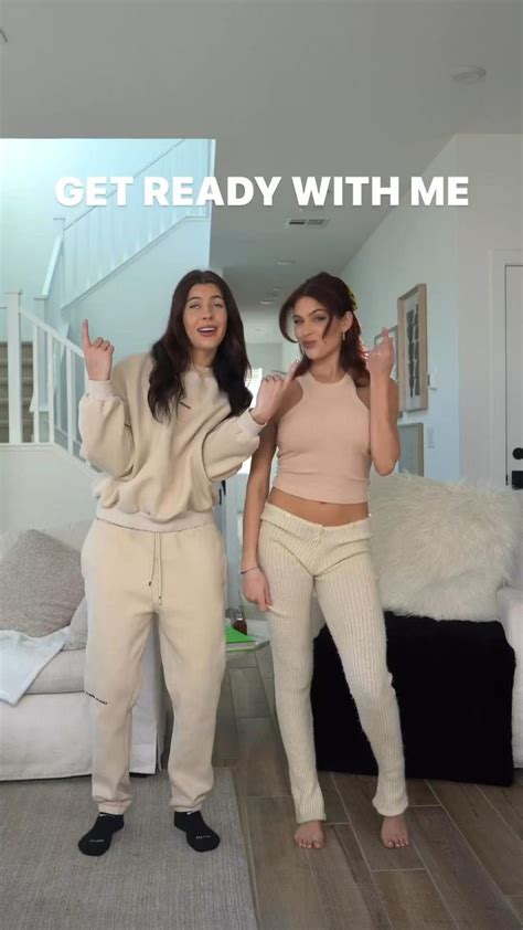 🍑 @Cacitwins Onlyfans Leaked XXX