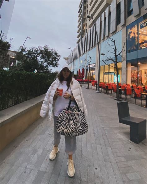 @seda_abduraxmanova on Instagram.