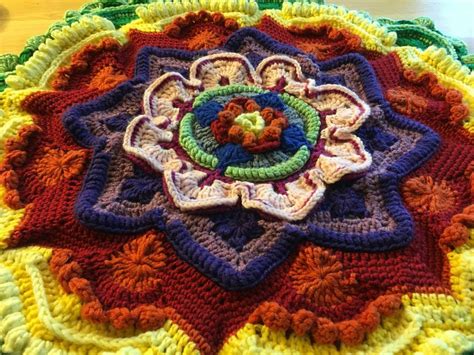 [Free Patterns] 15 Crochet Mandala Patterns