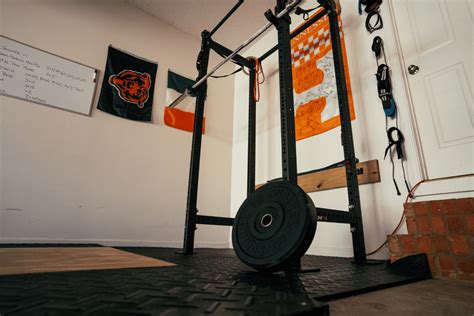 [Question] How to Anchor Squat Rack : homegym