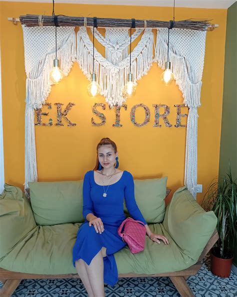 | Gece gibi siyah.. Instagram.