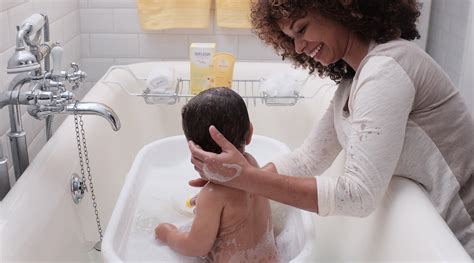 |Bonding Over Bathtime Pick a safe, quiet space to introduce your baby to bathing