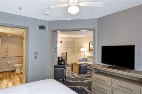 °HOTEL HOMEWOOD SUITES HARTFORD/WINDSOR LOCKS, CT 3