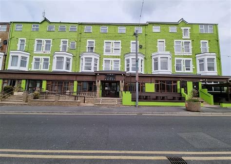 °THE LAWTON HOTEL BLACKPOOL 3* (United Kingdom) - from …