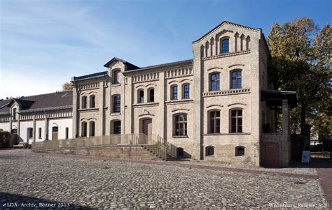 » Schloss und Gutshof Britz - welterbe-siedlungen-berlin.de