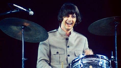 ¿Cuántas canciones escribió Ringo Starr en The Beatles?