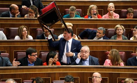 ¿Qué es la sesión de investidura en España, cuántos votos necesita Núñez Feijóo y cuánto dura?
