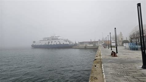 Çanakkale Boğazı’nda gemi trafiğine sis engeli