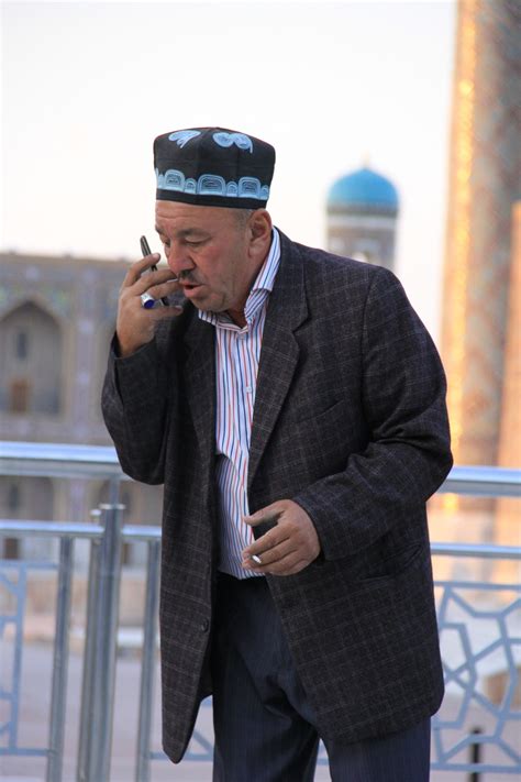 Özbekistan erkekleri