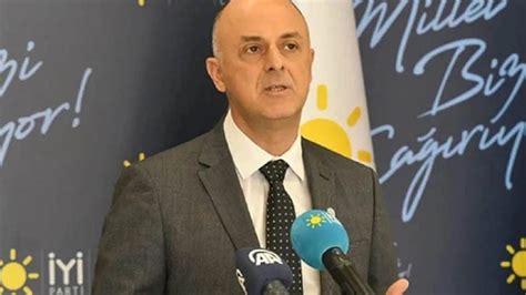 Ümit Özlale, İYİ Parti İzmir Büyükşehir Belediye Başkan adayı oldu
