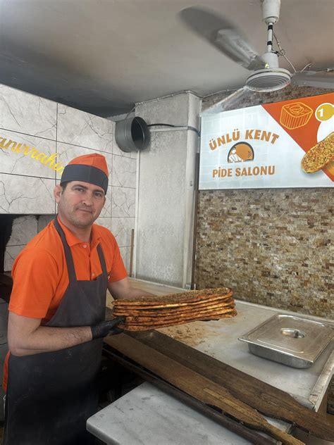 Ünlü Kent Pide Hizmete devam . . . . . . .#  Instagram.