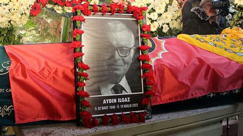 Ünlü yazar Aydın Ilgaz son yolculuğuna uğurlandı Cumhuriyet.