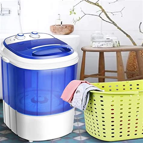 Ütü yapan çamaşır makinesi