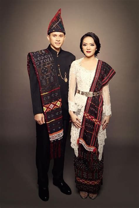 âˆš 7 Pakaian Adat Sunda Tradisional Amp Modern Baju Adat Khas Sunda - Baju Adat Khas Sunda