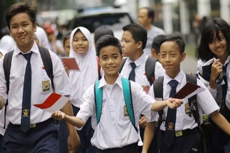 ðŸ 7 Fakta Seragam Sekolah Di Berbagai Negara Model Seragam Sekolah Malaysia - Model Seragam Sekolah Malaysia