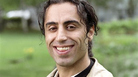 özz nujen flashback