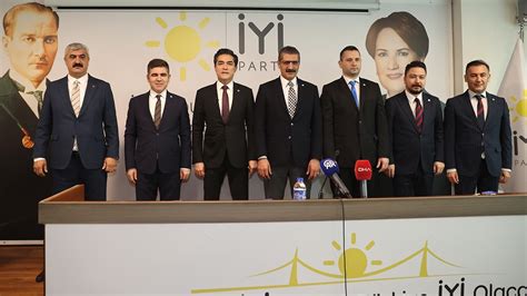 İYİ Parti'nin İstanbul'un 6 ilçesindeki belediye başkan adayları belli oldus