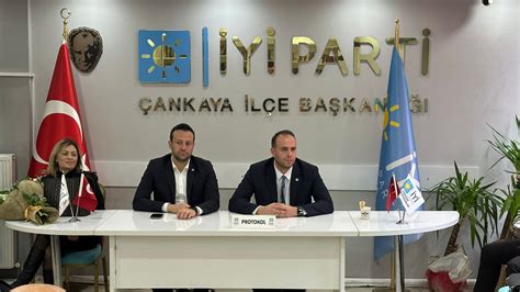 İYİ Parti Çankaya yönetimi görevden alındı